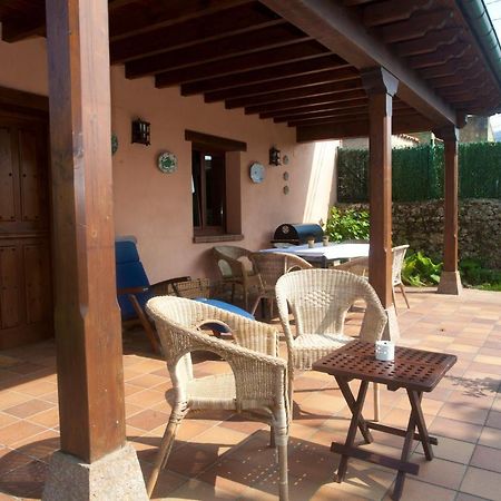 Villa Isabel Piloña Exteriér fotografie