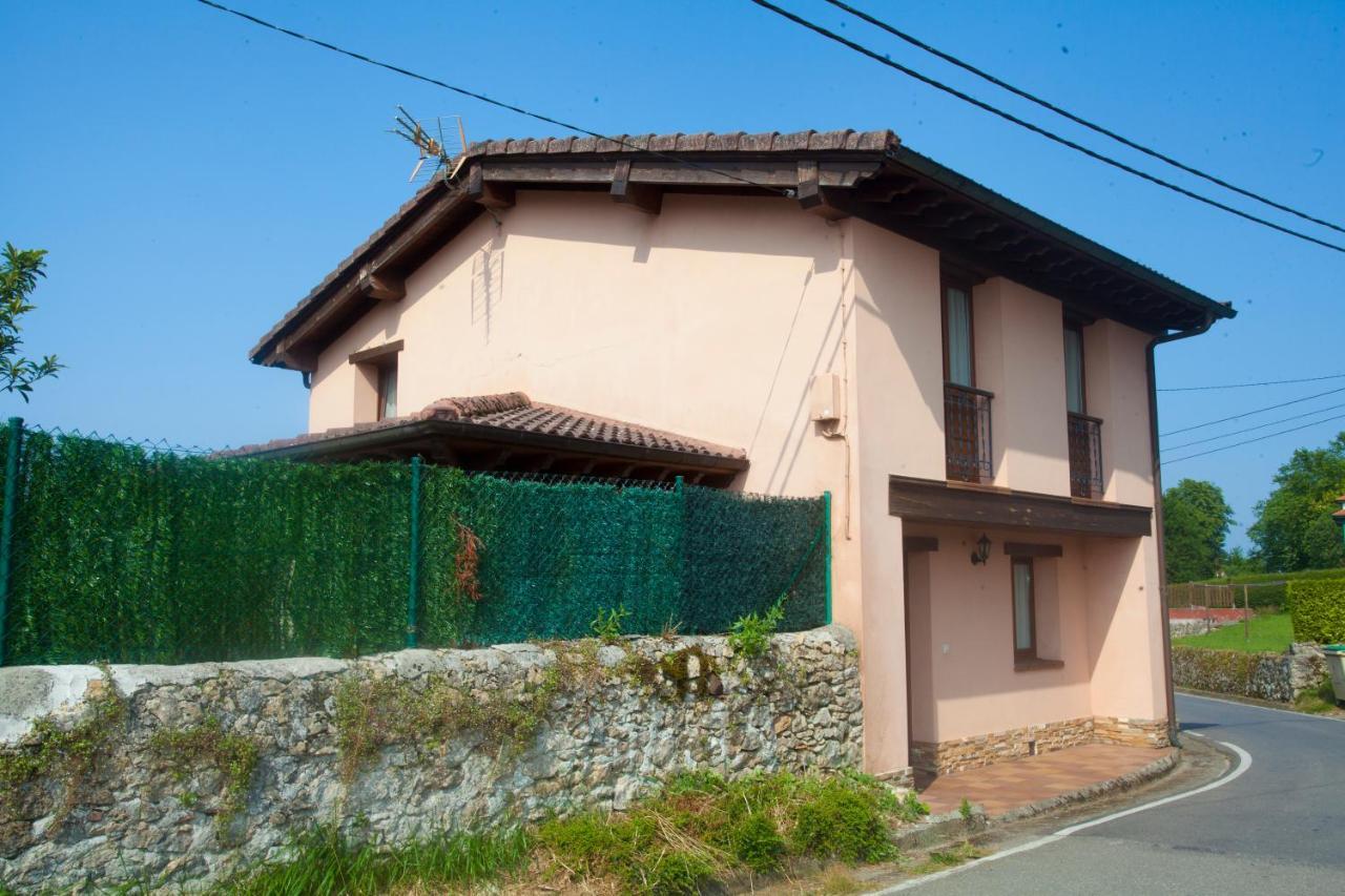 Villa Isabel Piloña Exteriér fotografie